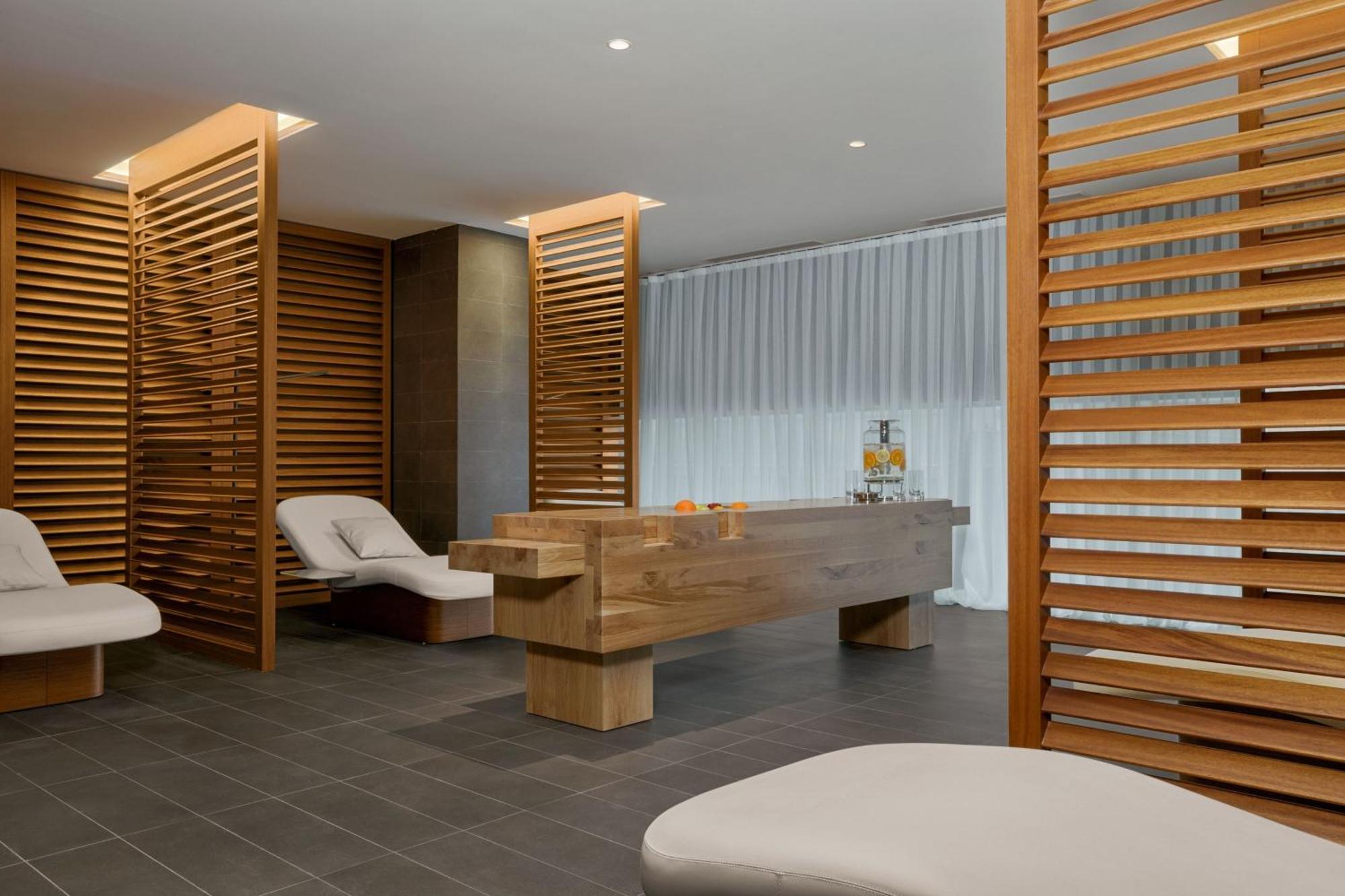 Le Meridien Batumi Exterior photo