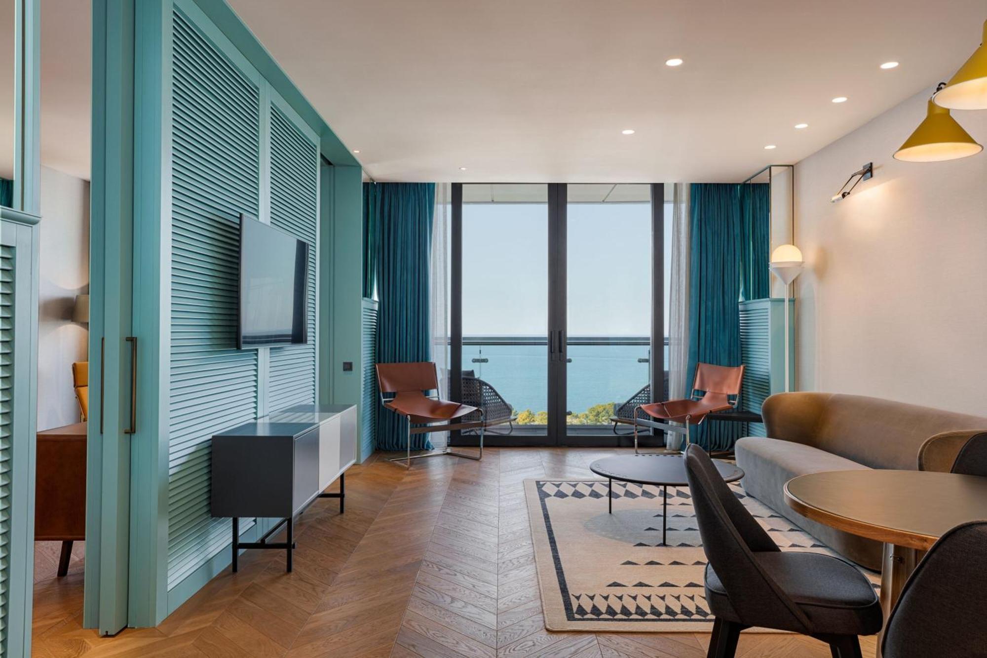 Le Meridien Batumi Exterior photo